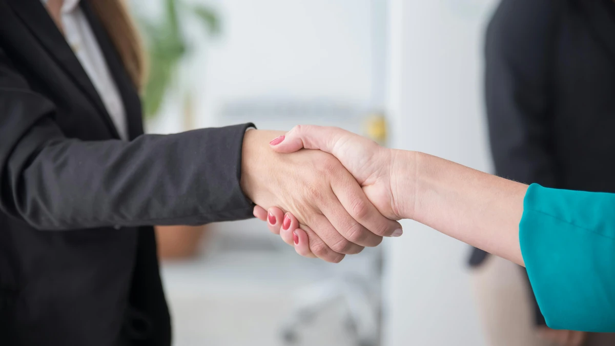 Contacta con nuestra agencia de marketing digital - atención personalizada para tu proyecto