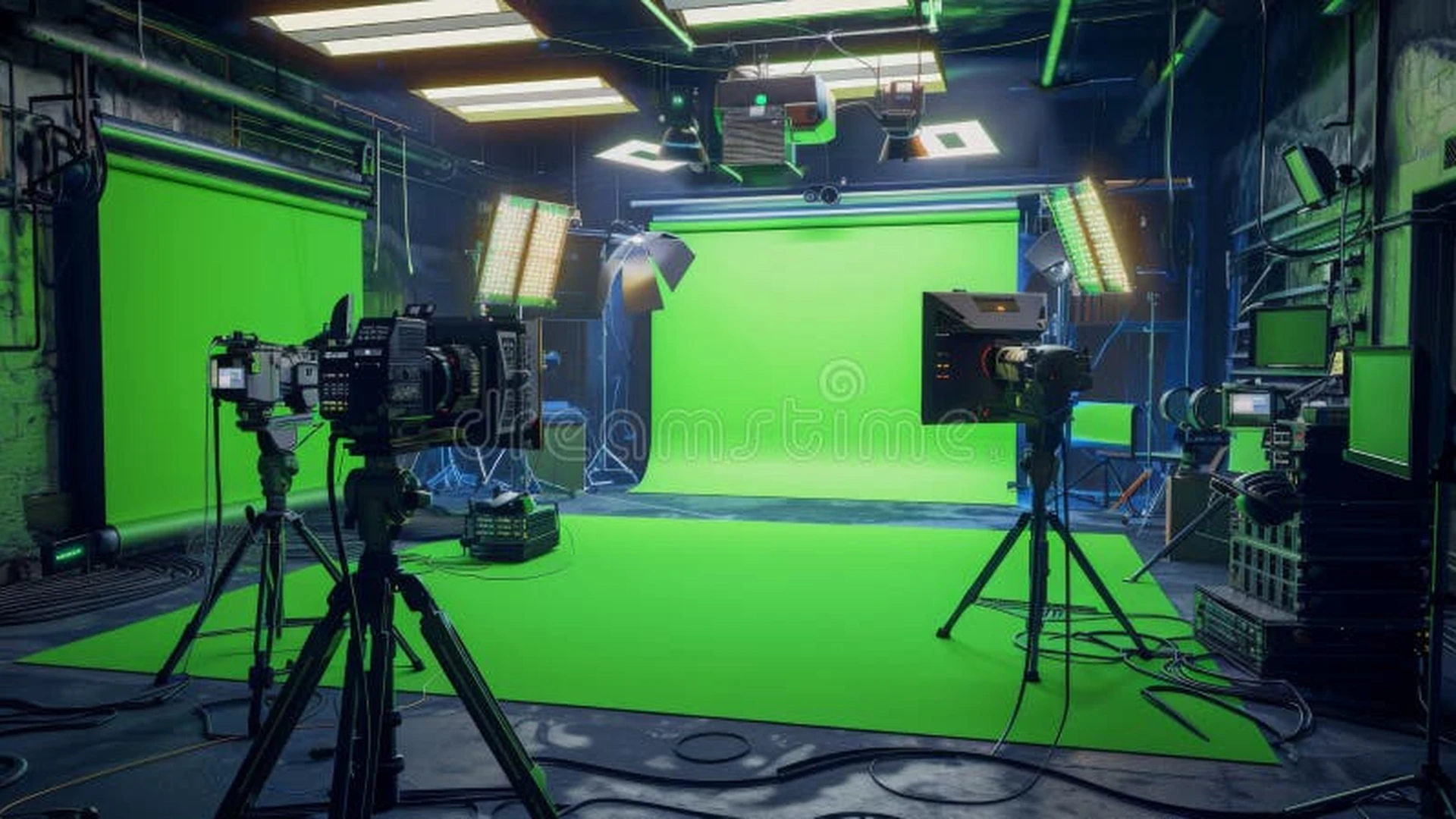 Estudio profesional de producción de video con iluminación cinematográfica y pantalla verde
